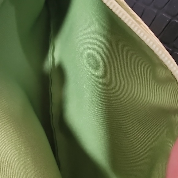 Coach green wristlet euc - Picture 4 of 4